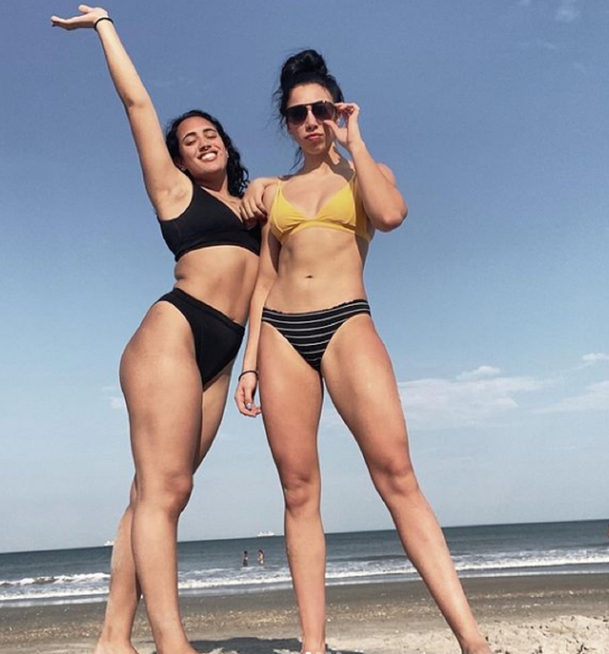  Simone Johnson instagram