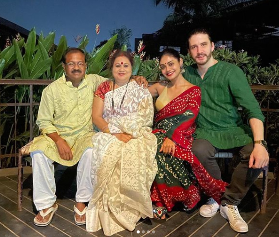 श्रीज‍िता डे-माइकल और फैमिली 