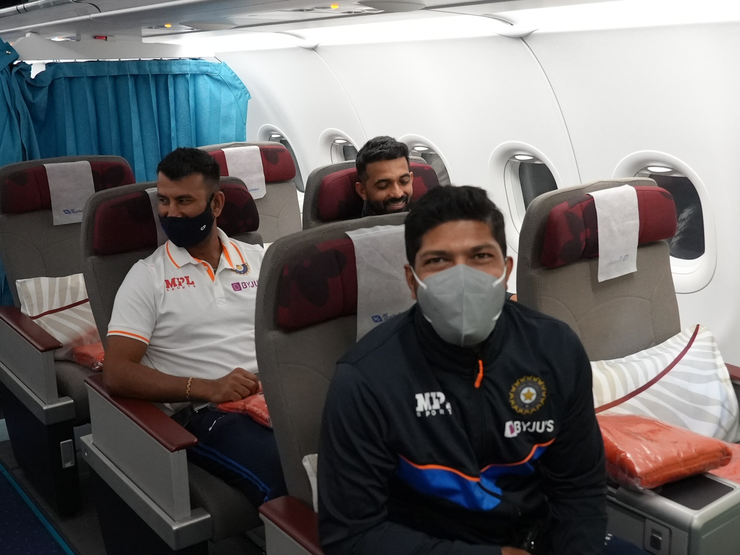 Indian Cricket Team before leaving (BCCI)