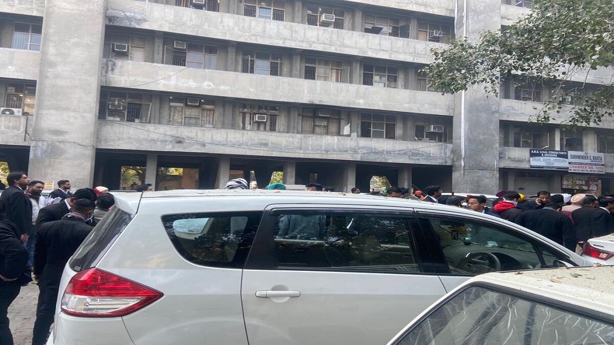 NIA और NSG की टीम जा रही मौके पर 