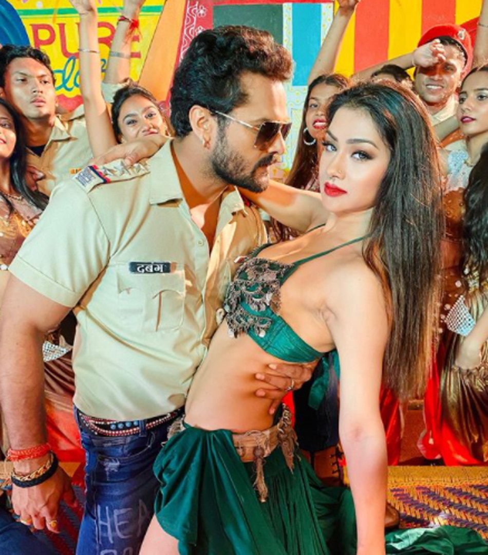 खेसारी लाल यादव, नम्रता मल्ला