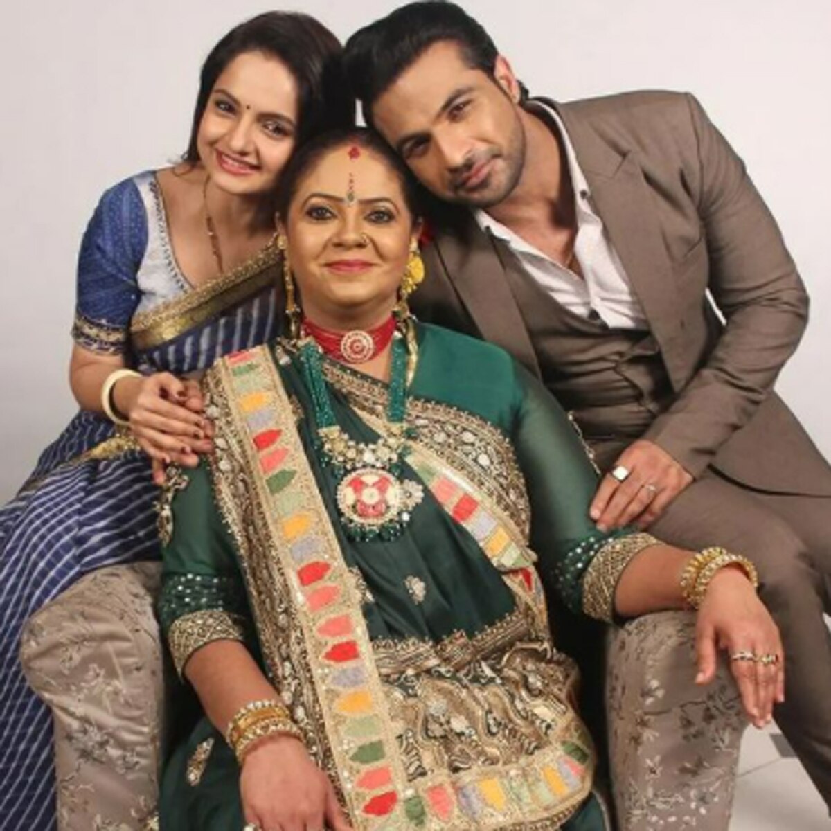 तेरा मेरा साथ रहे