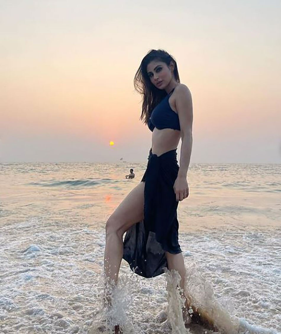 मौनी रॉय