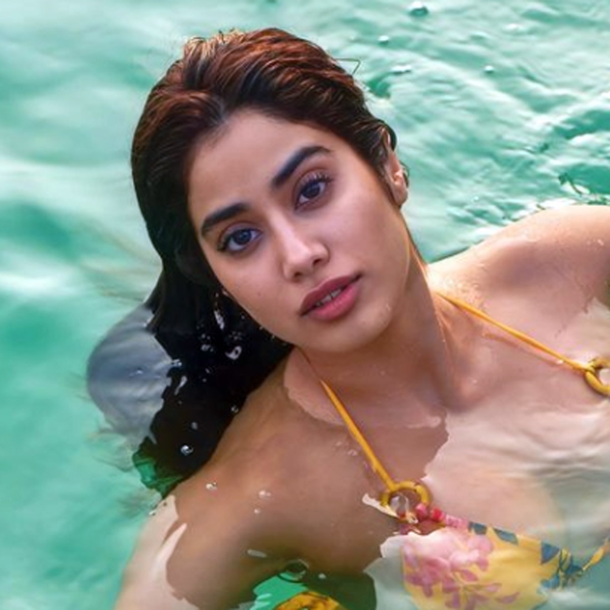  जाह्नवी कपूर