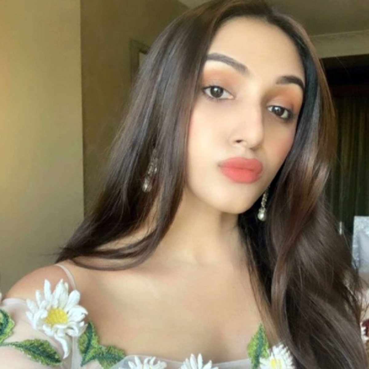  तनीषा संतोषी 