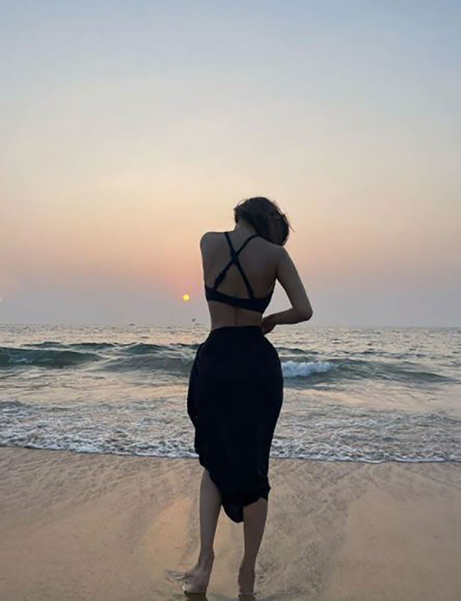 मौनी रॉय