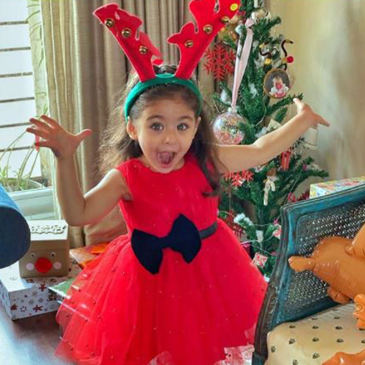 इनाया नौमी खेमू