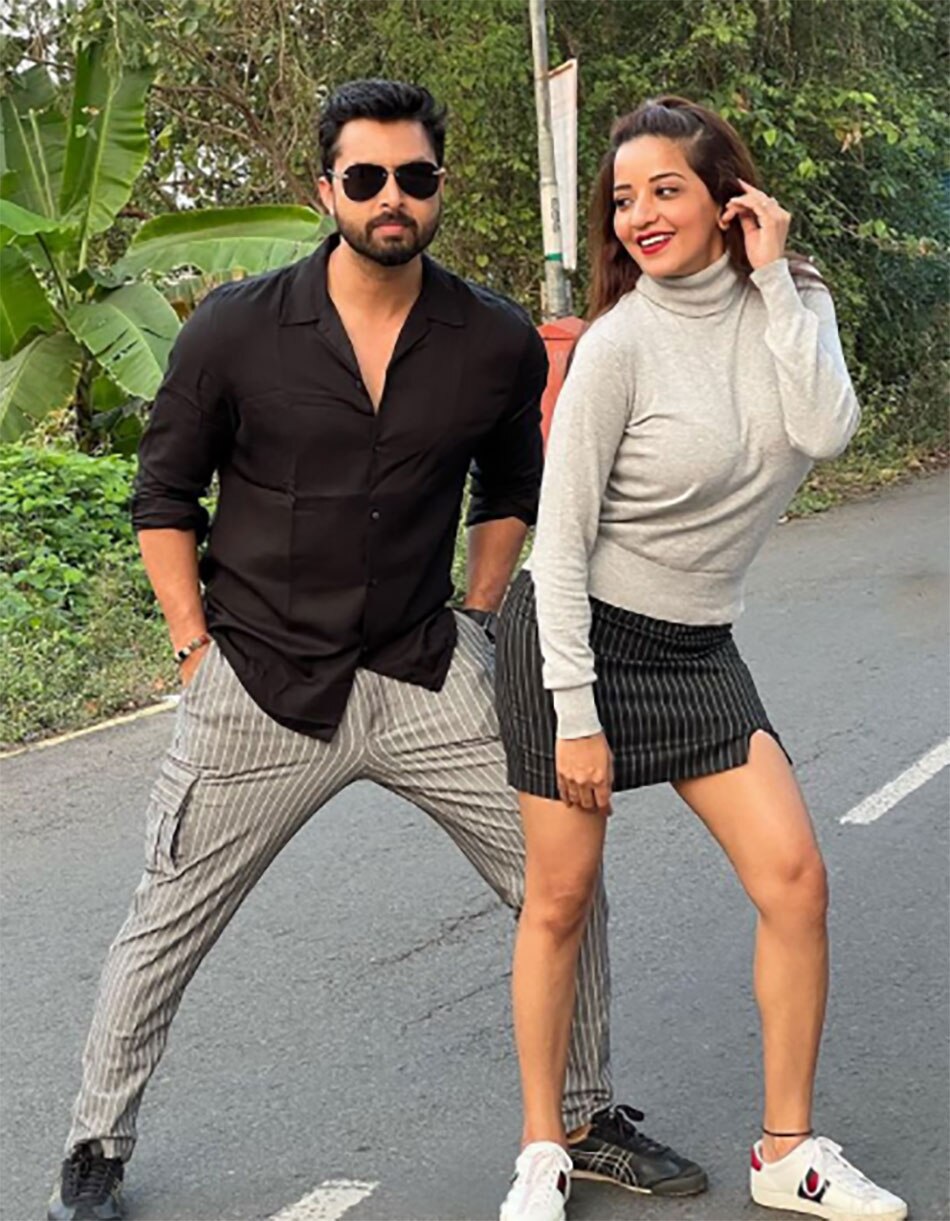 मोनालिसा 