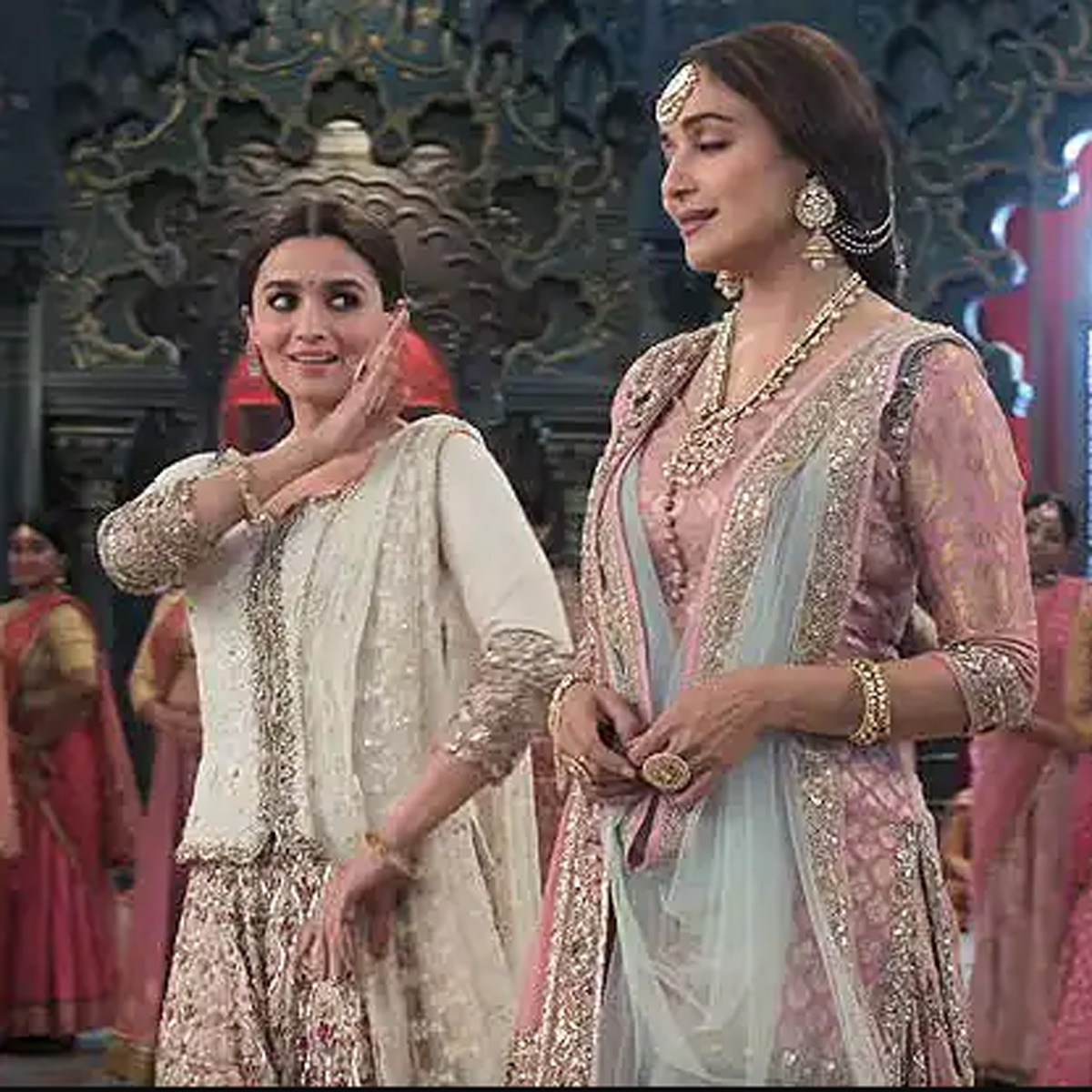 आल‍िया भट्ट-माधुरी दीक्ष‍ित 