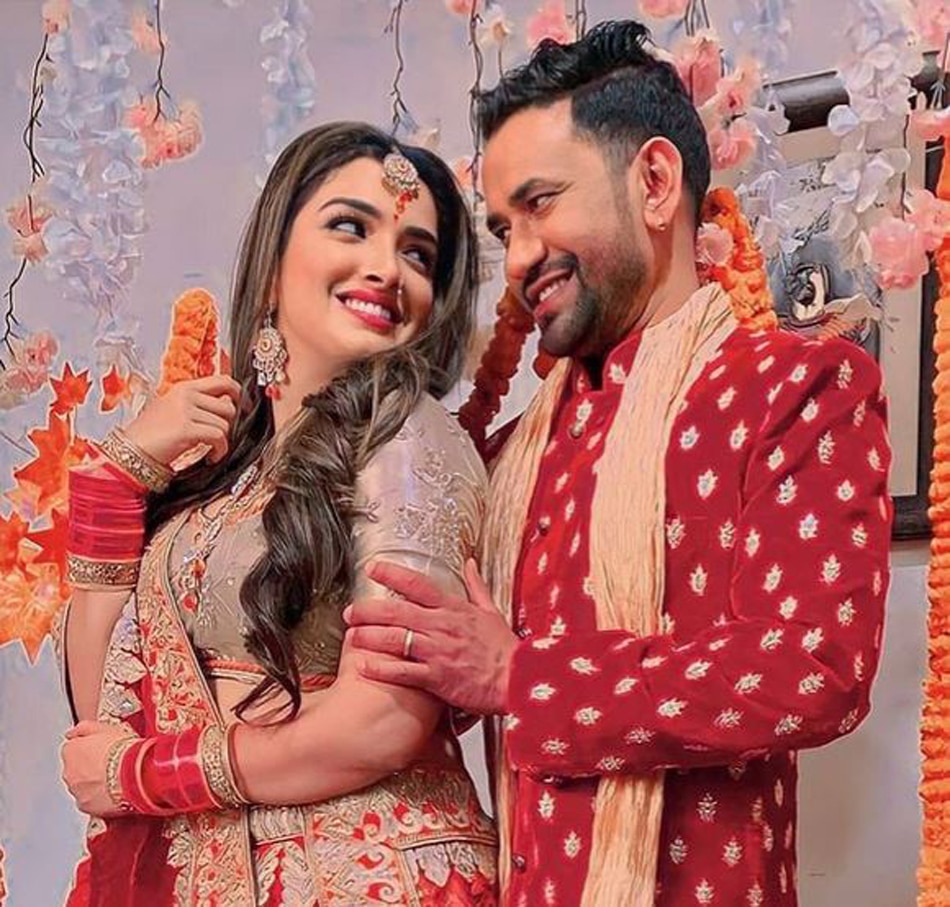 निरहुआ संग आम्रपाली