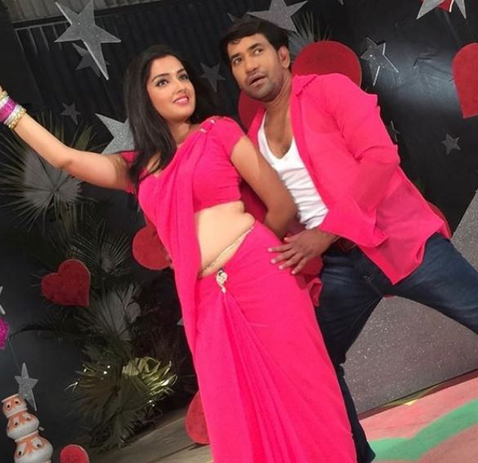 दिनेश लाल संग आम्रपाली