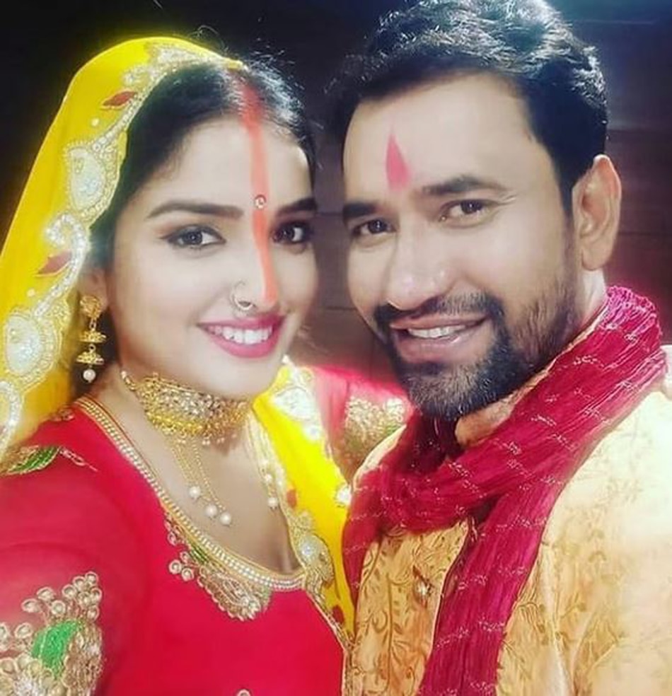 निरहुआ संग आम्रपाली