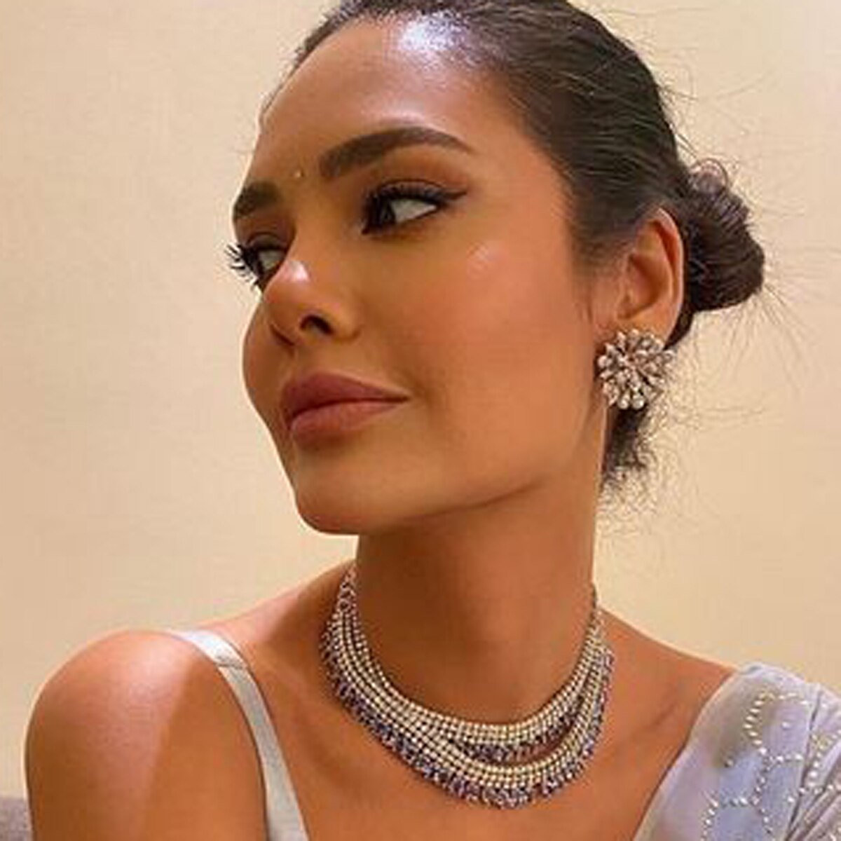 ईशा गुप्ता