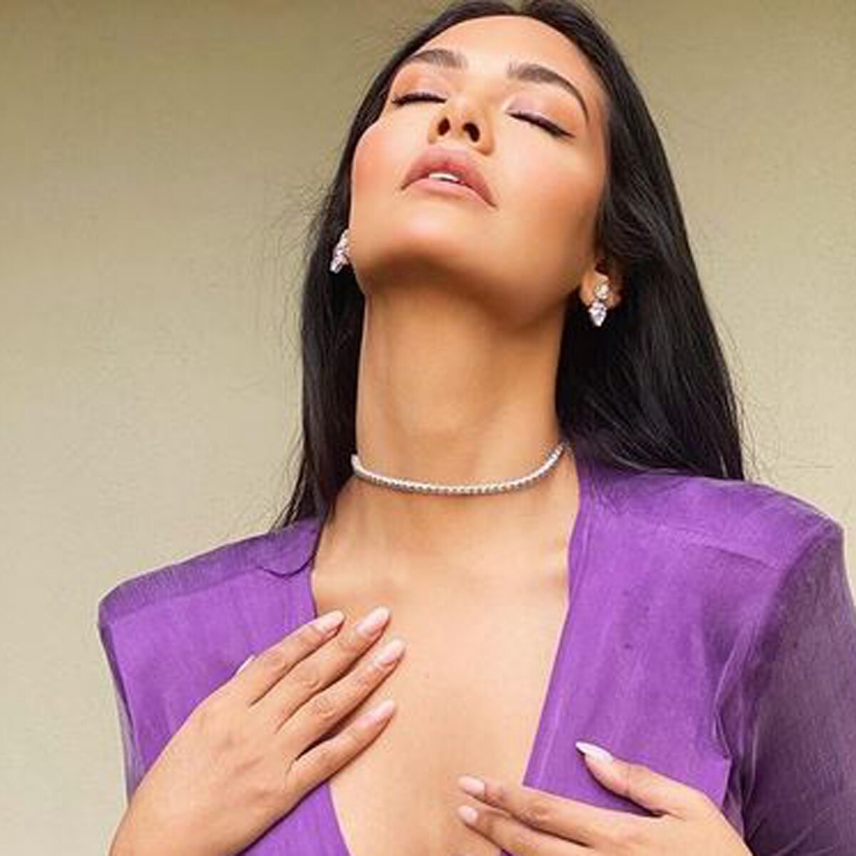 ईशा गुप्ता