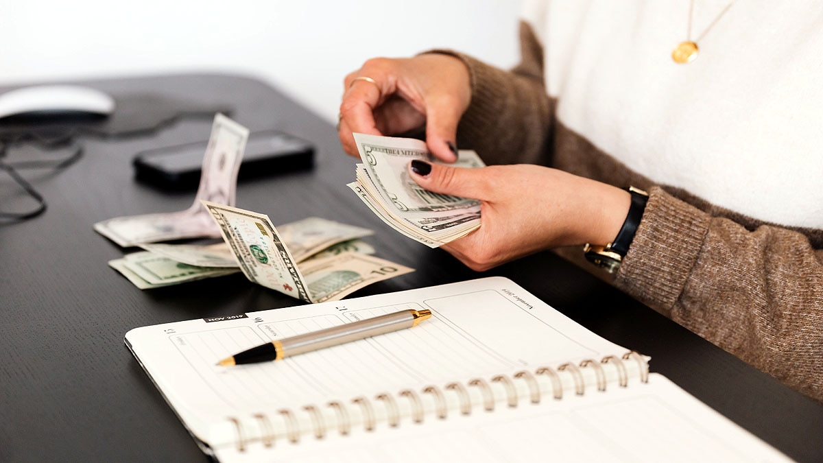 More Money More Happiness