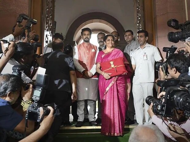 ब्रीफकेस बदला बही खाते से