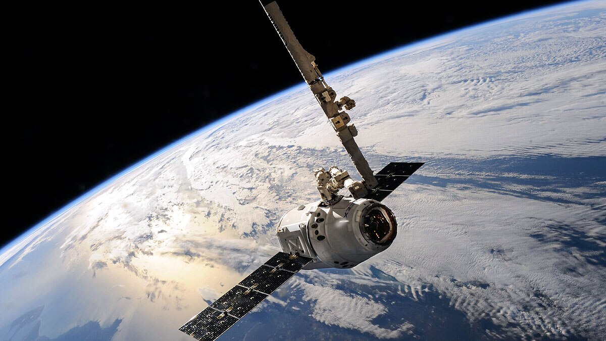 Alien Visitor Oumuamua spacecraft