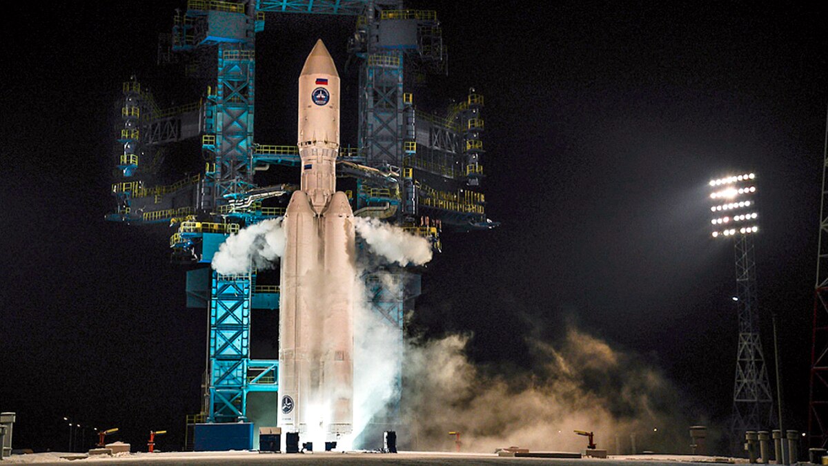 Russian Angara Rocket Crashes to Earth