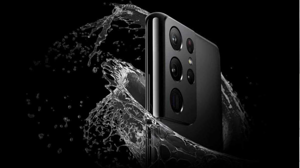 OnePlus 10 Pro vs iPhone 13 vs Xiaomi Mi 11 Ultra vs Samsung Galaxy S21 Ultra