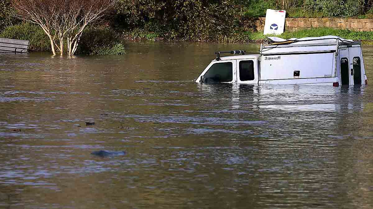 tonga volcano eruption