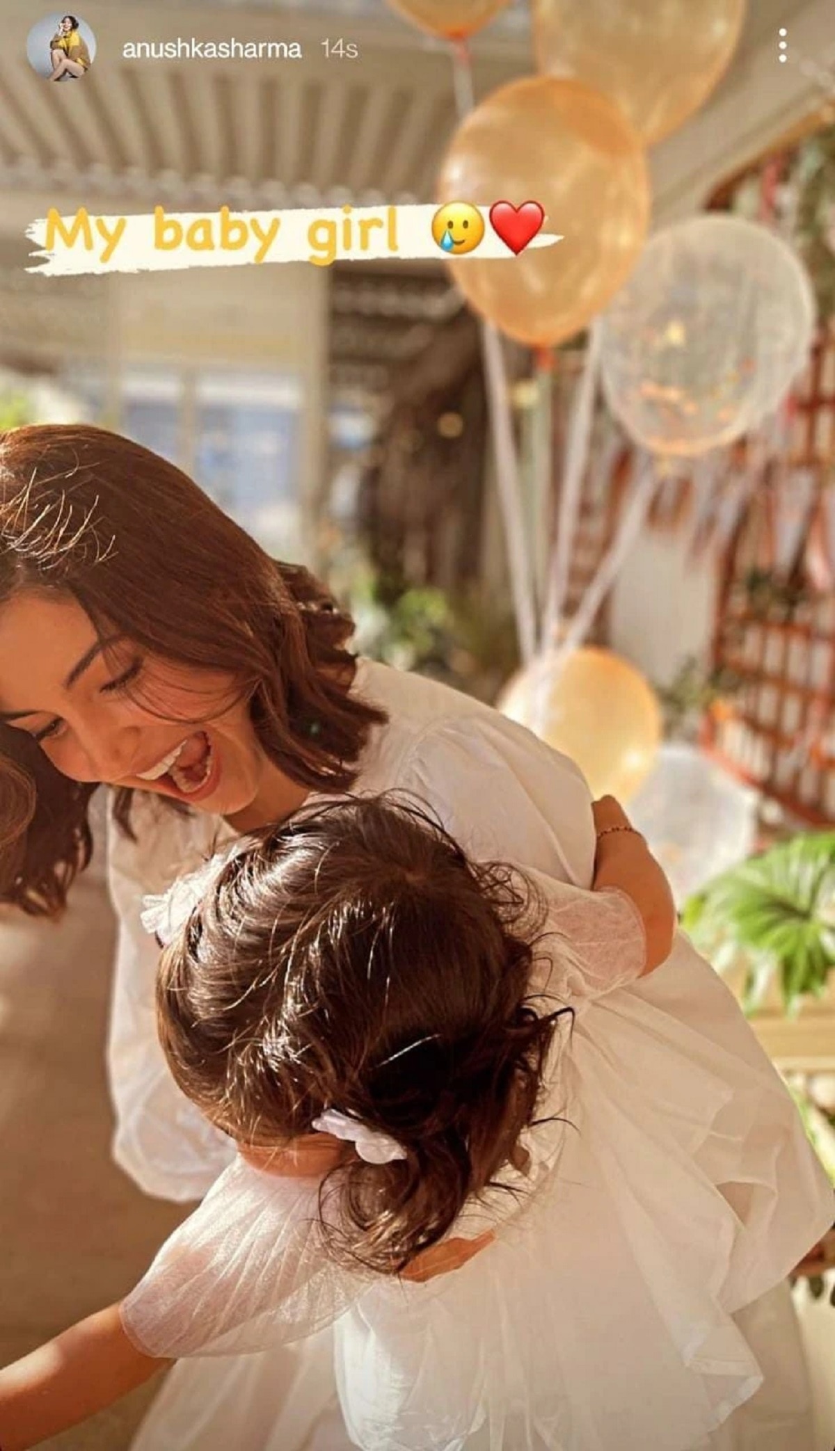 Anushka Sharma with Vamika