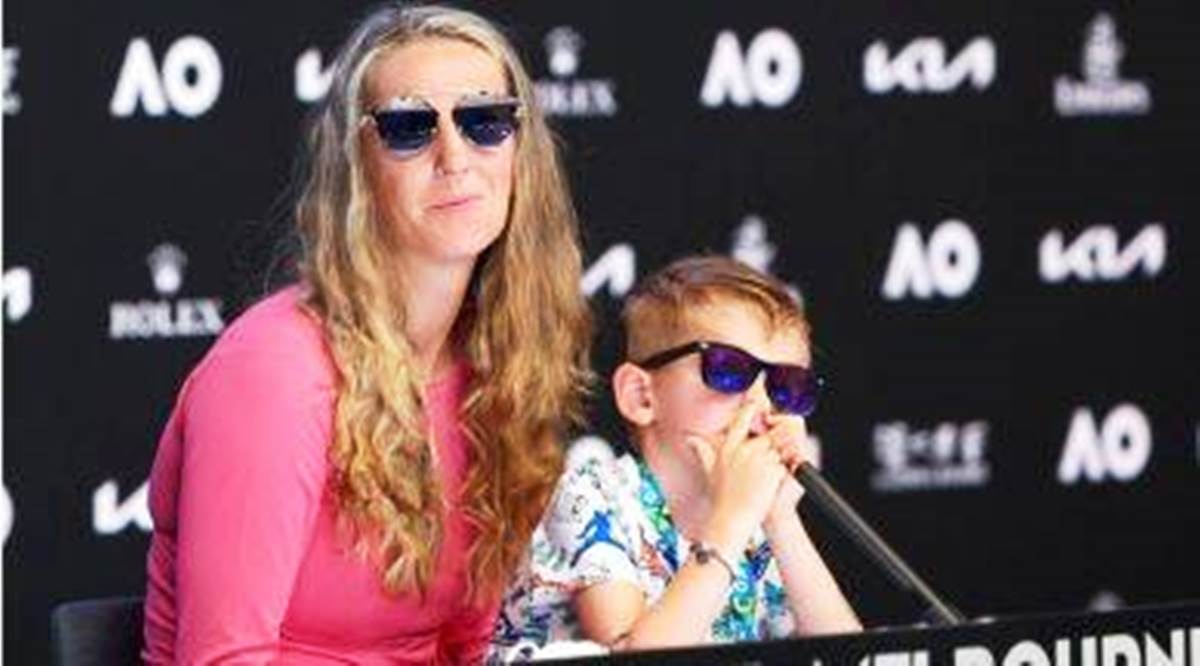 V Azarenka and her son