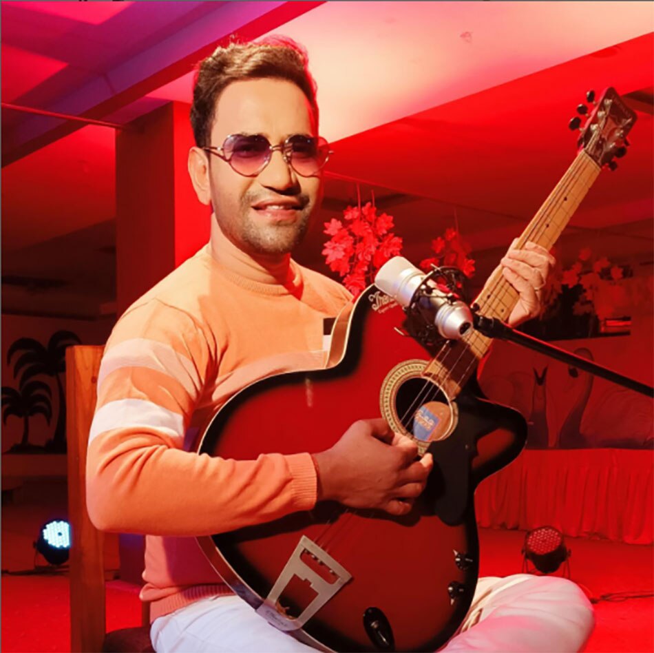 दिनेश लाल यादव निरहुआ