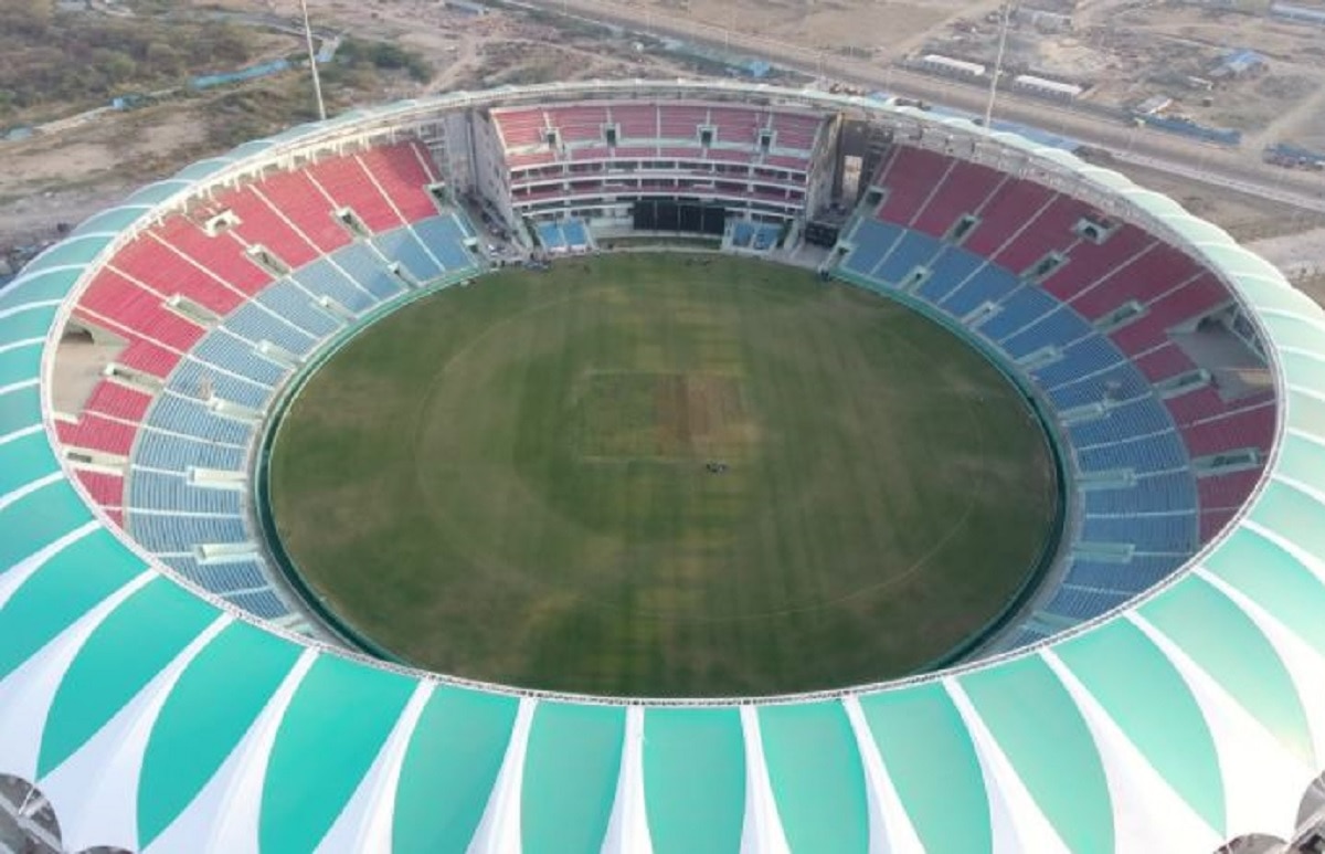 BRAVB Cricket Stadium (Ekana.com)