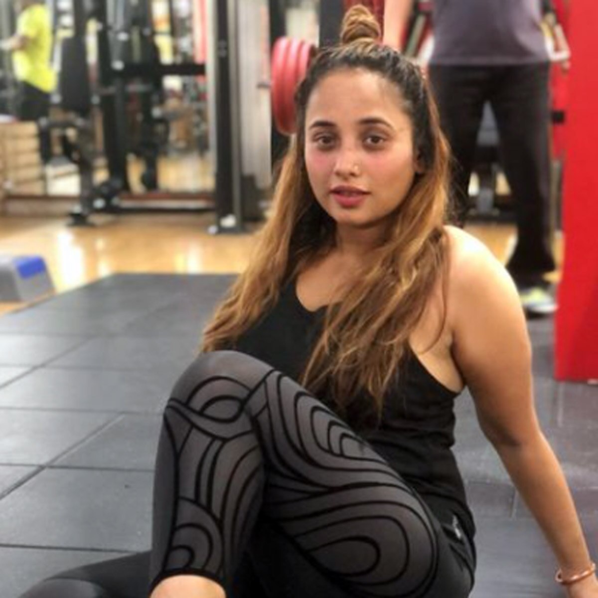  रानी चटर्जी 