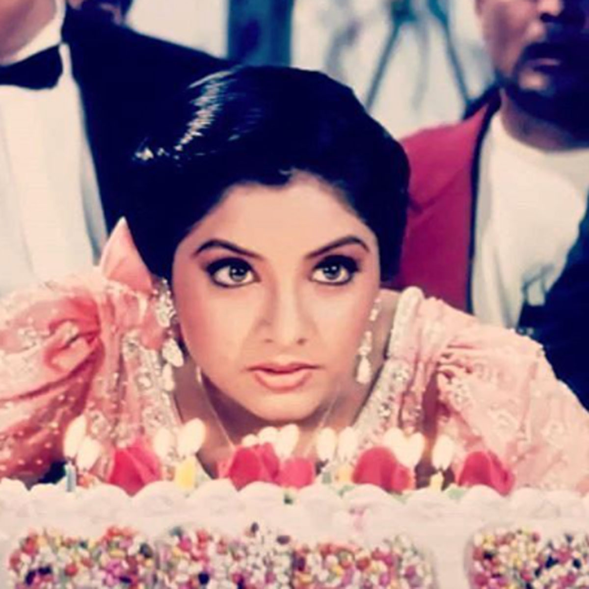  दिव्या भारती