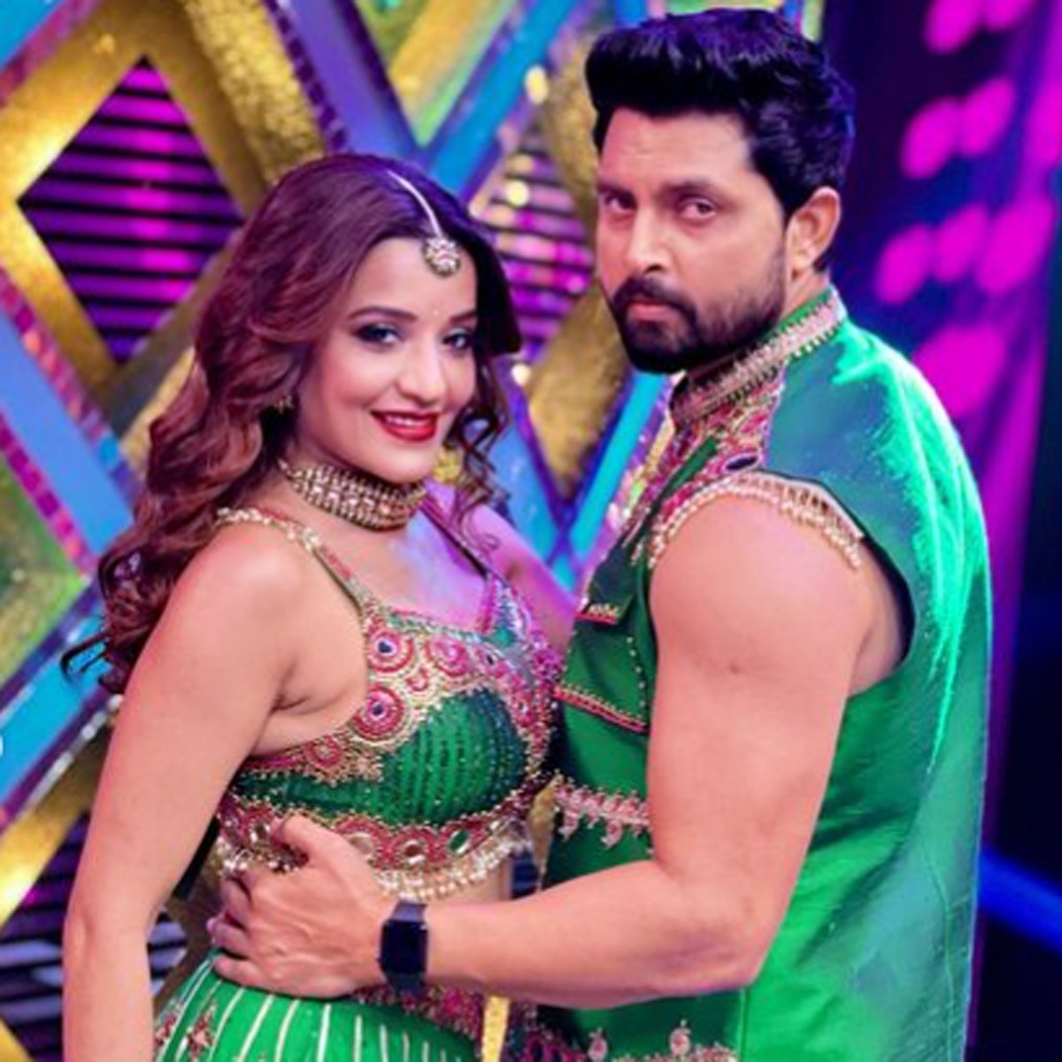 मोनालिसा, विक्रांत