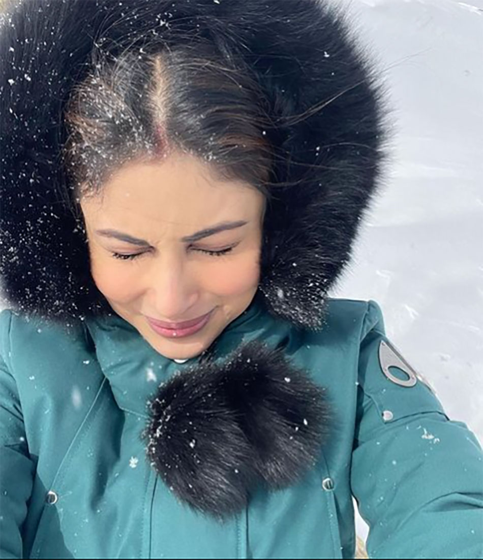 मौनी रॉय