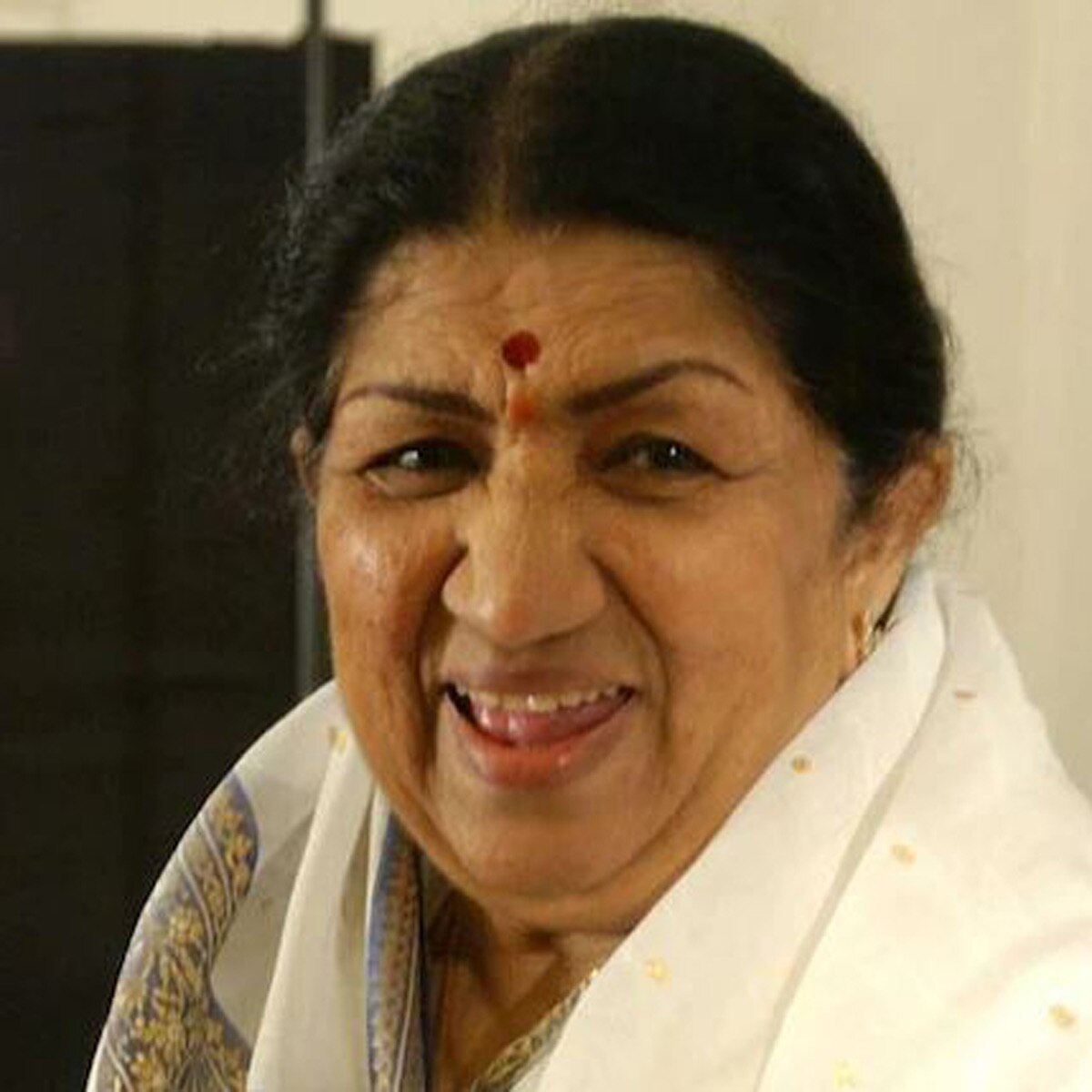 लता मंगेशकर