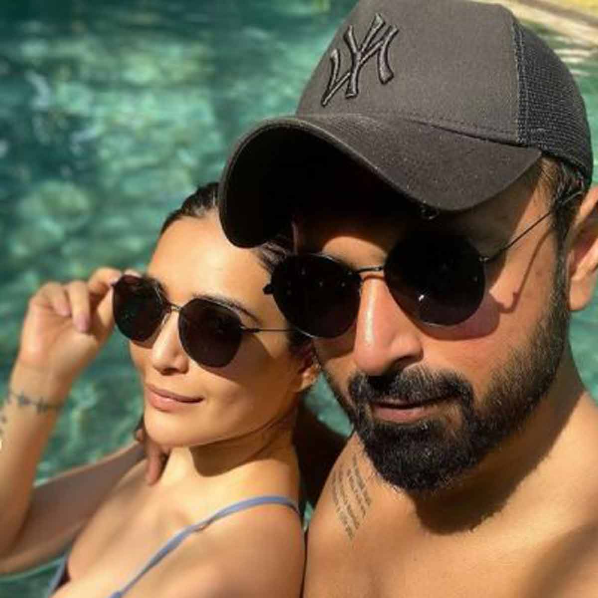  करिश्मा तन्ना और वरुण बंगेरा