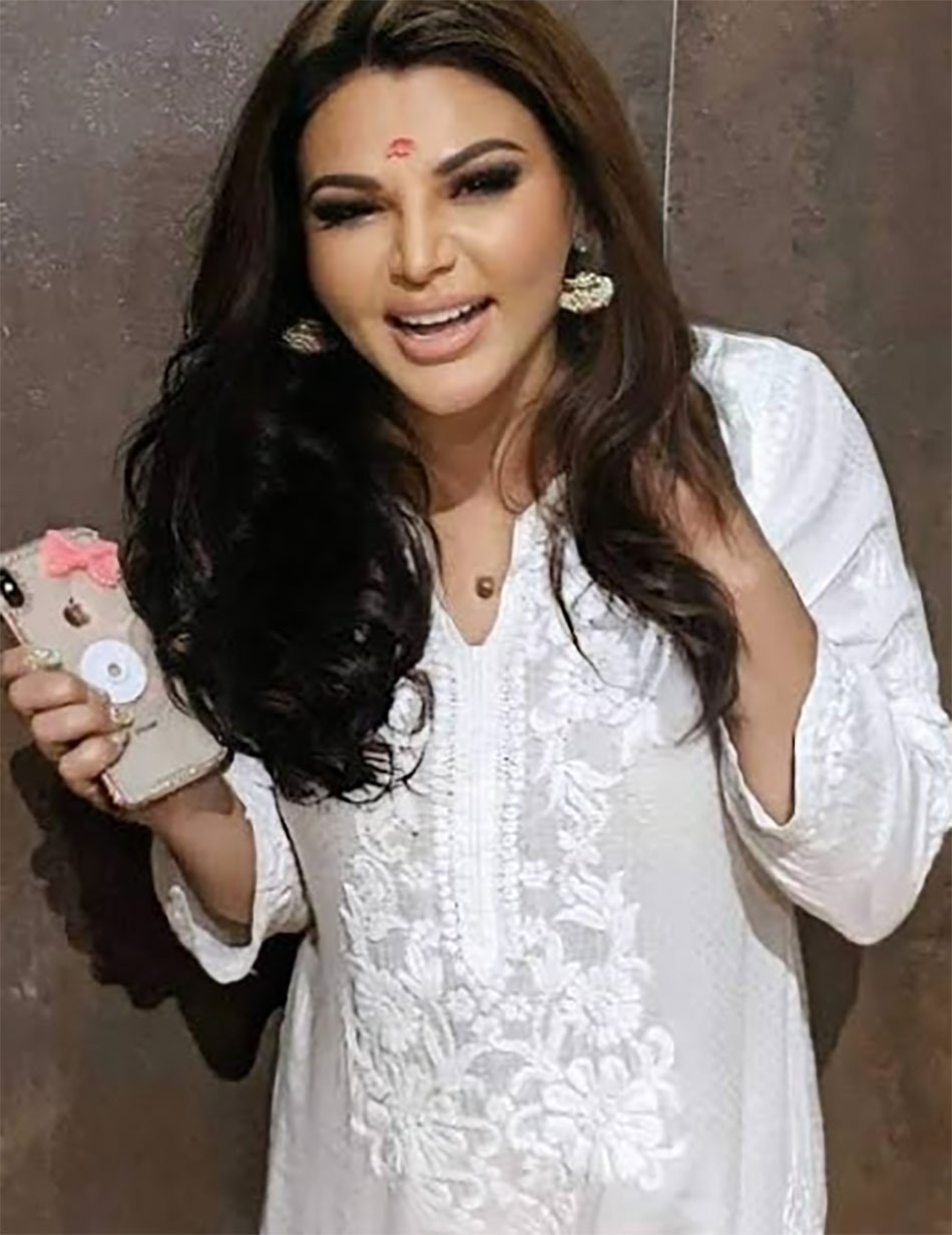 राखी सावंत 