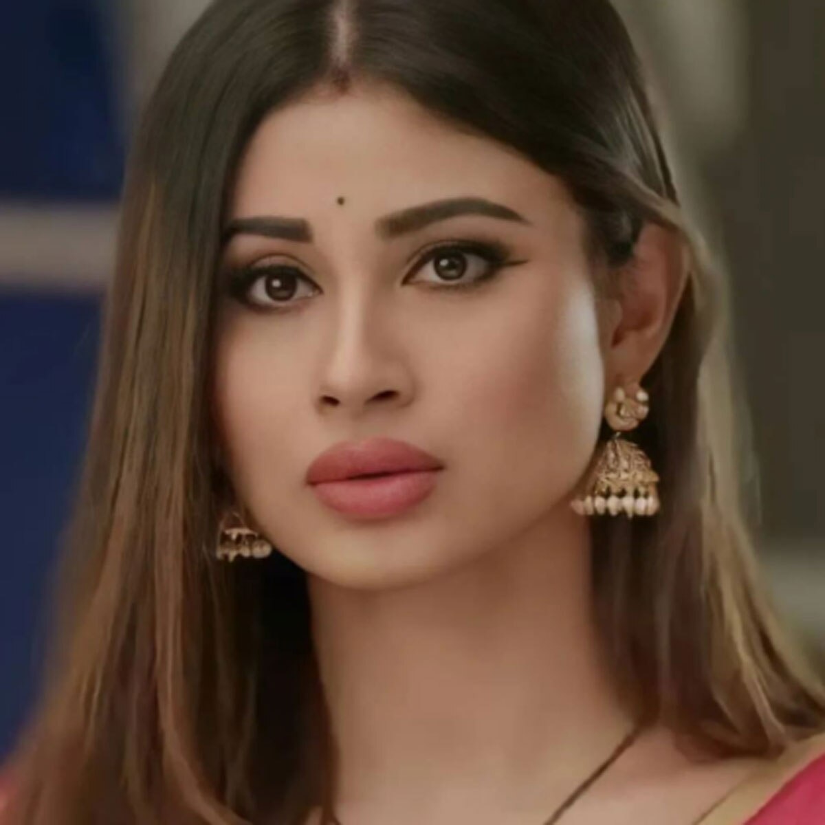  मौनी रॉय