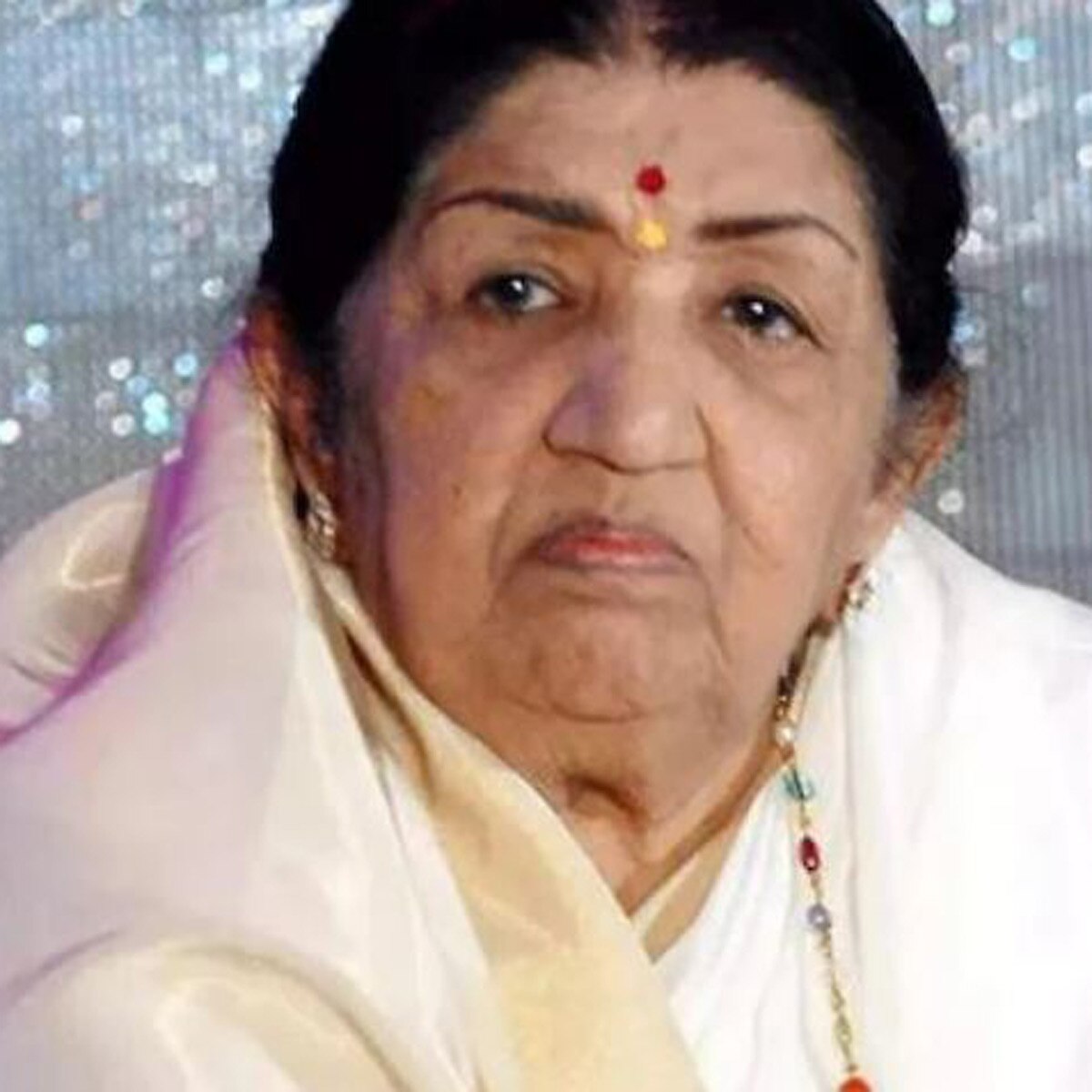 लता मंगेशकर