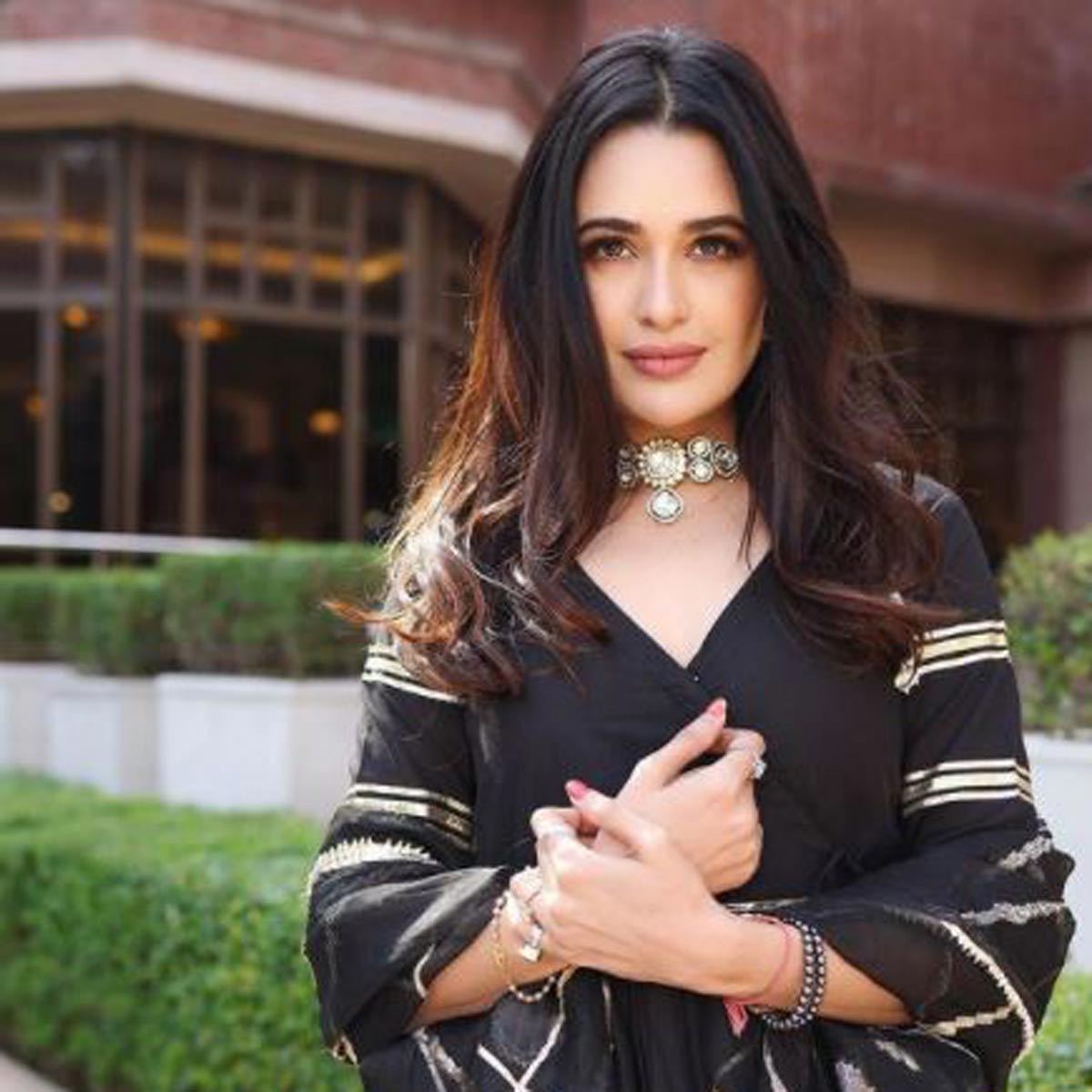 युविका चौधरी