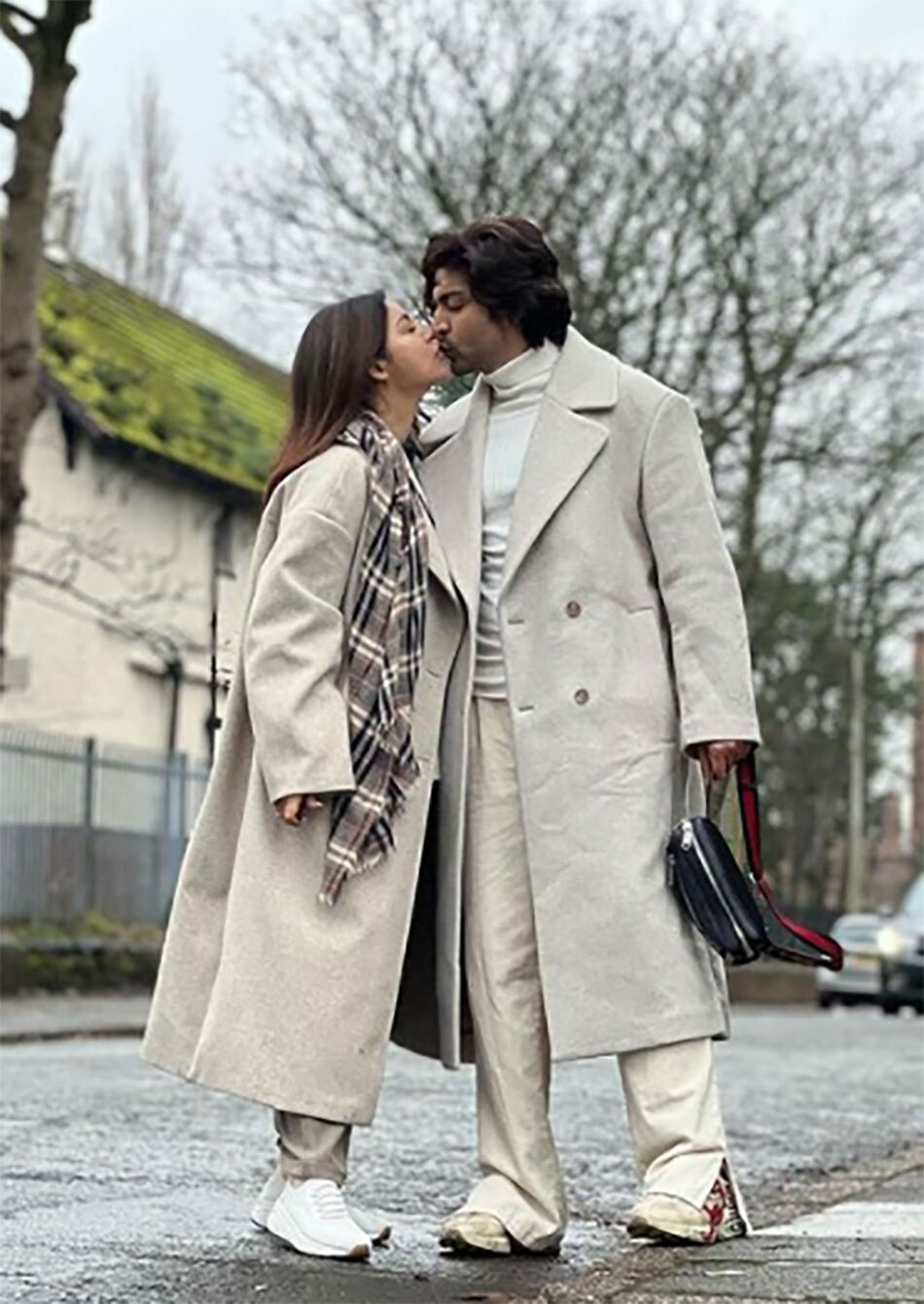 गुरमीत चौधरी और  देबीना बनर्जी