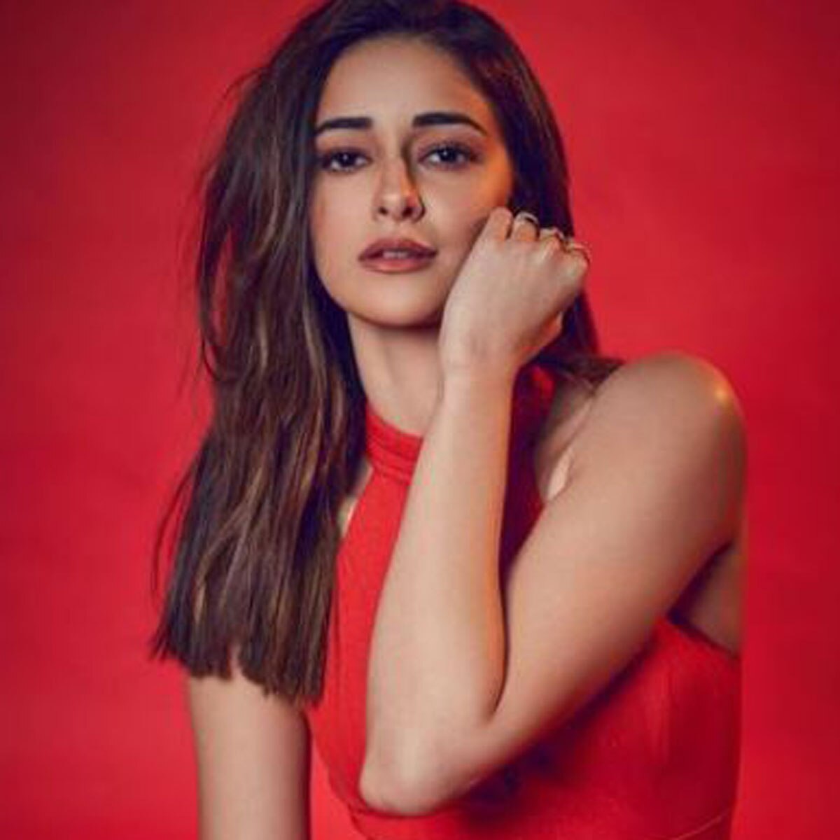  अनन्या पांडे