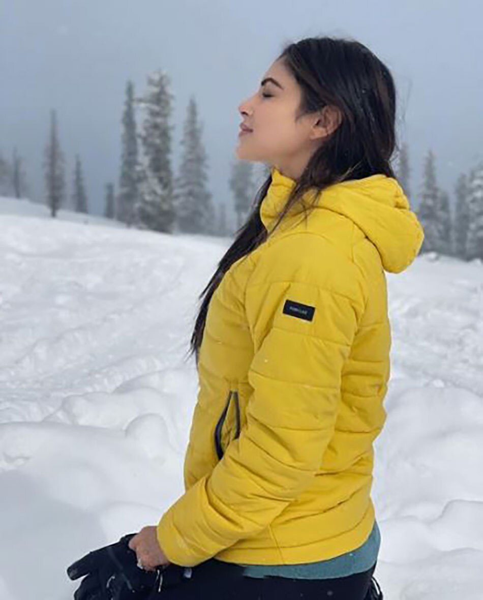 मौनी रॉय