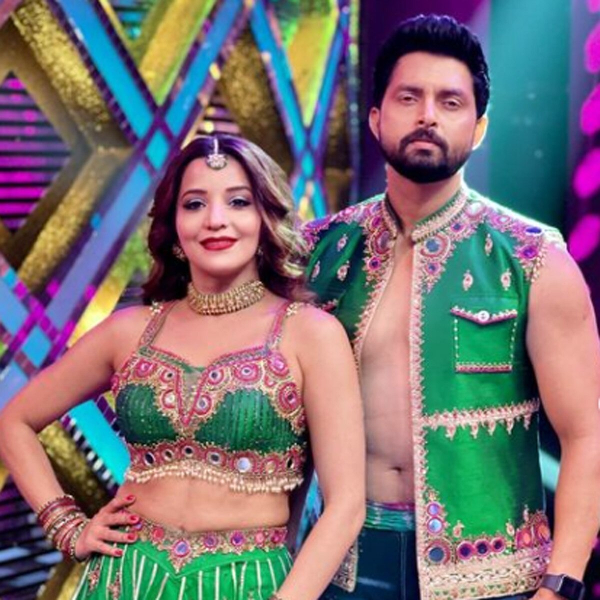 मोनालिसा, विक्रांत सिंह