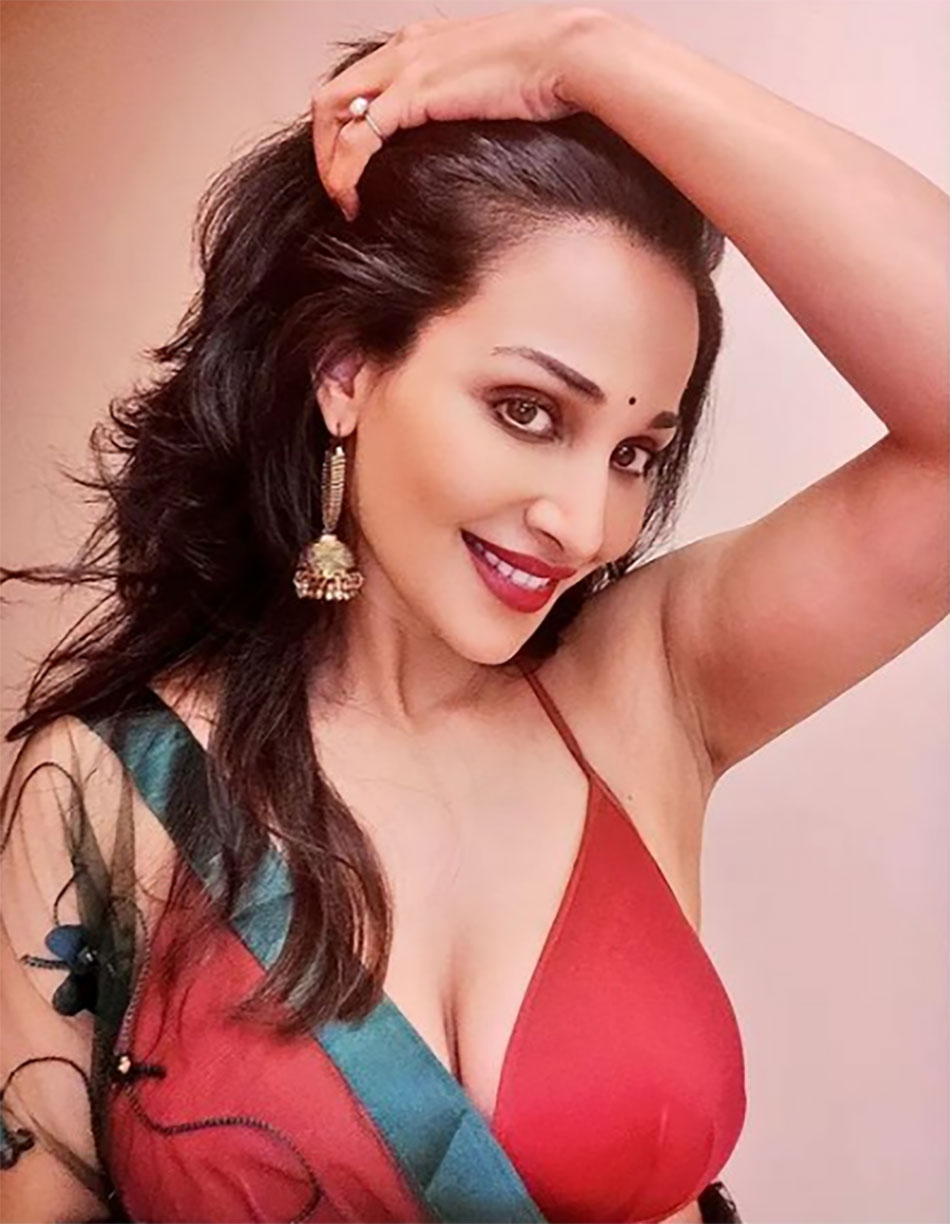 फ्लोरा सैनी