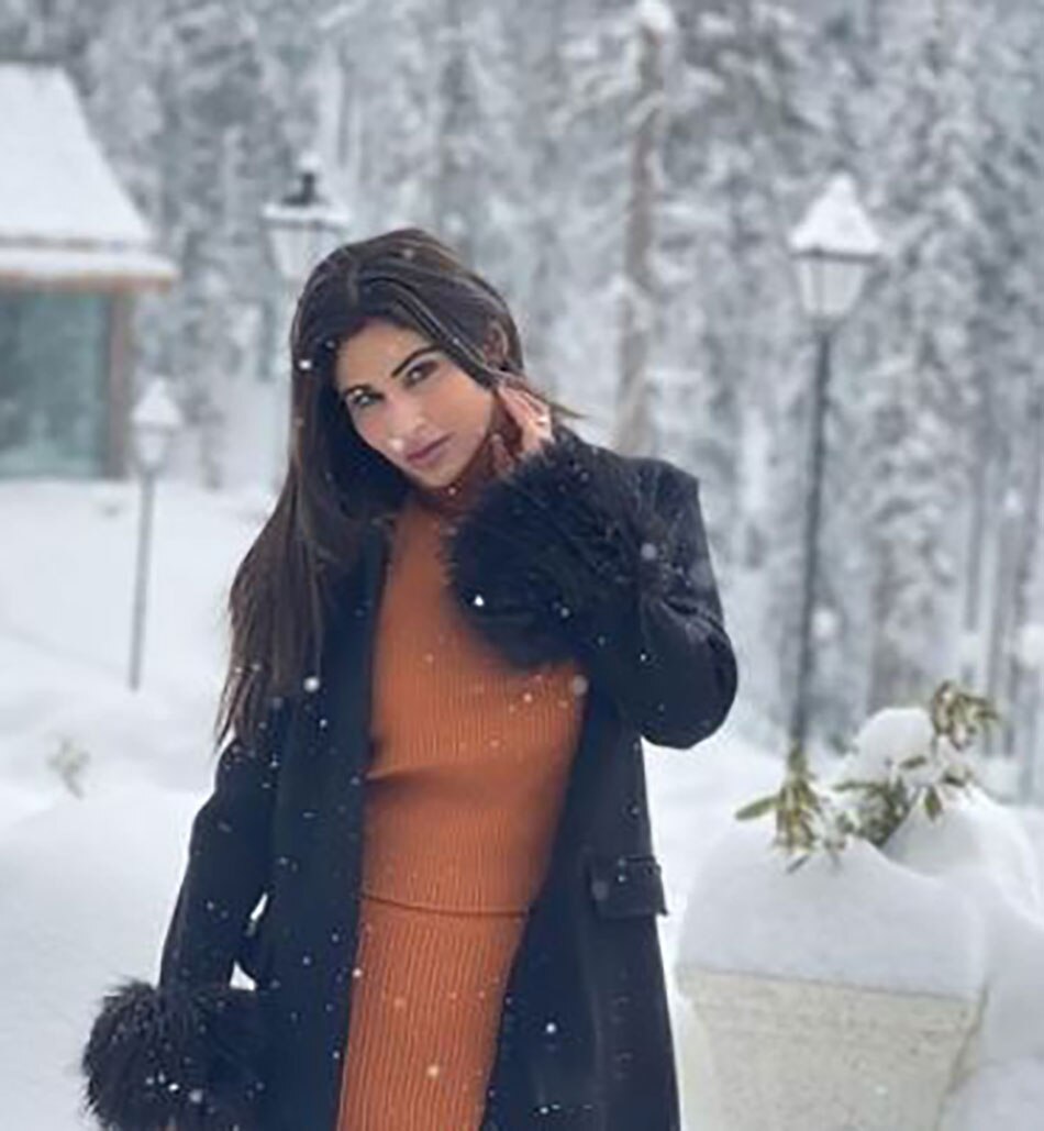 मौनी रॉय