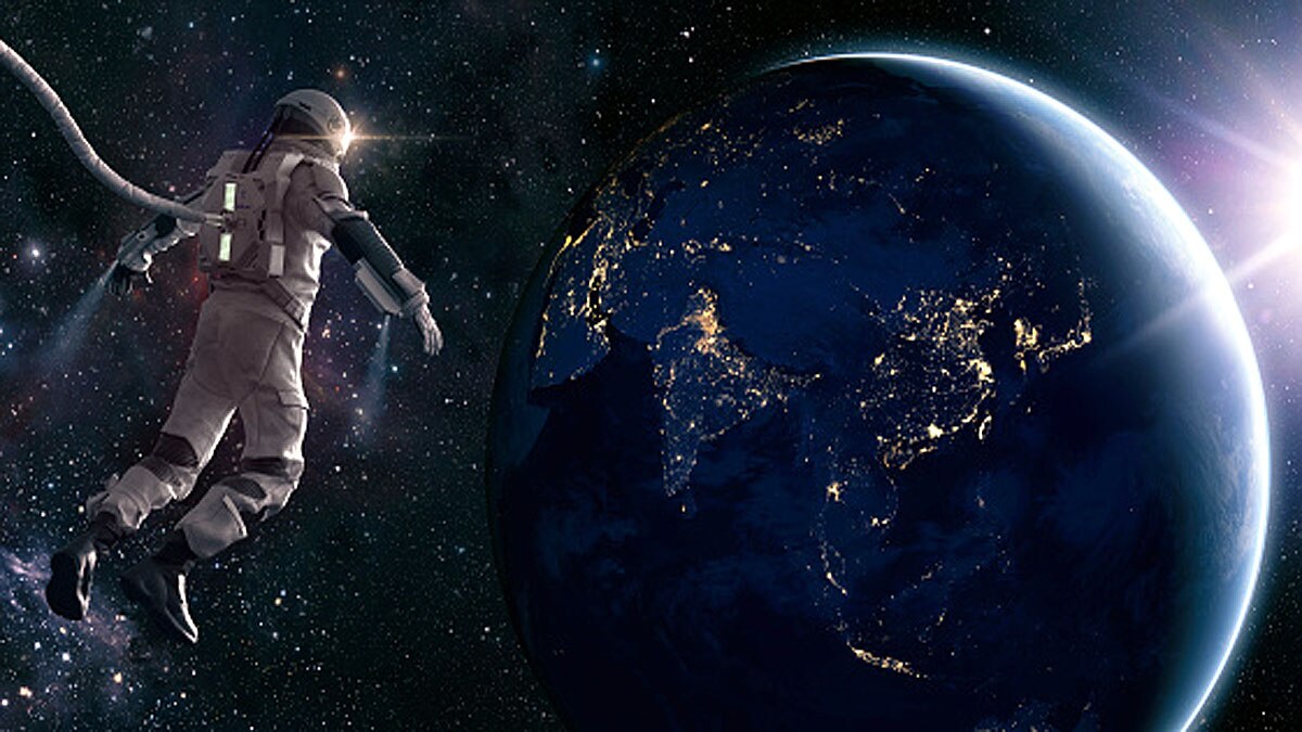 Asteroid sharing Earth's orbit