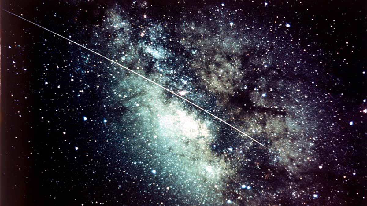 largest galaxy Alcyoneus