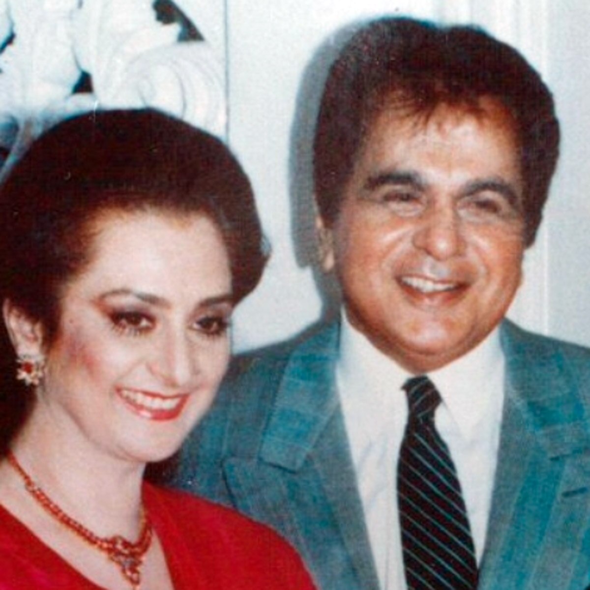 दिलीप कुमार और सायरा बानो 