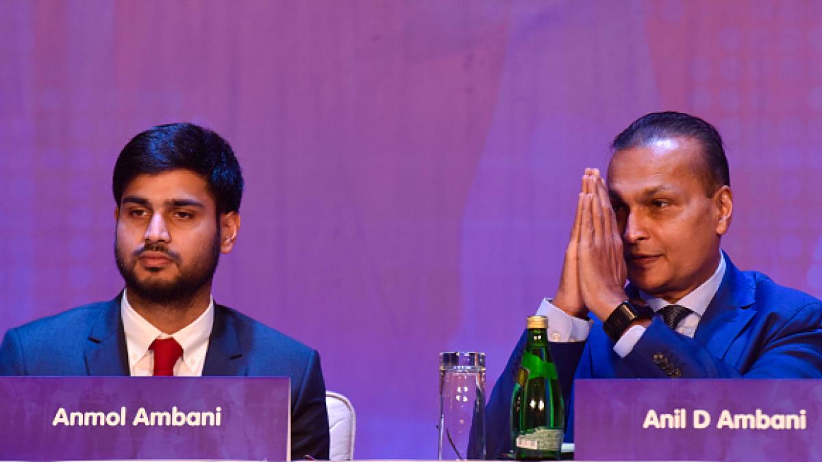 अनमोल अंबानी प‍िता अन‍िल अंबानी के साथ 