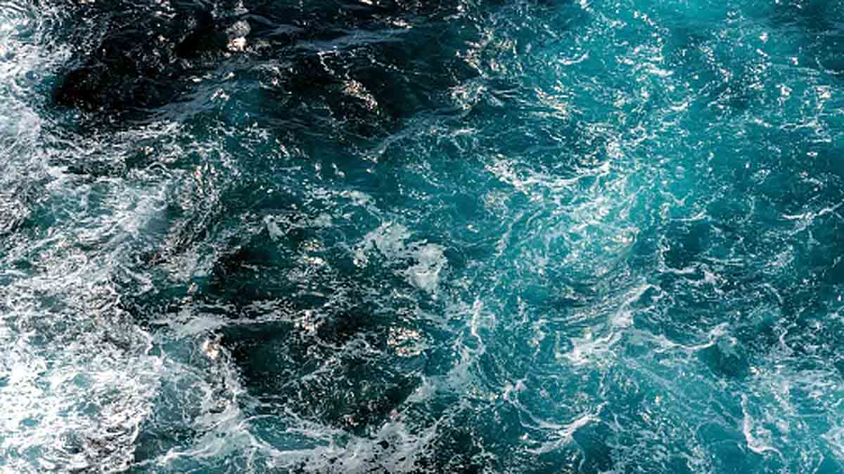 Space Station Plunge in Pacific