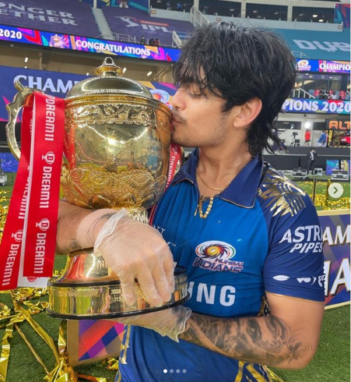 Ishan_kishan with IPL Trophy